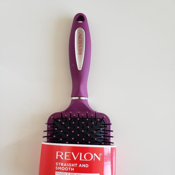 NWT Revlon straight and smooth paddle brush soft feel - Picture 4 of 8